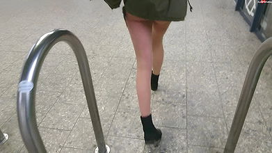 16206taliiiee1988 – Pissen in Hamburg