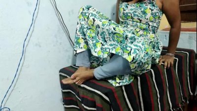 Step Sister Share Bed with Stepbrother at Home End up with Anal Sex