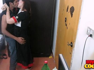 Passionate French Kissing Video Of Married Sonia Bhabhi With Husband