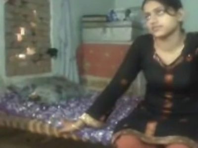 Amateur Pakistani Hot Babe Fucked By Her Cousin Porno Movies