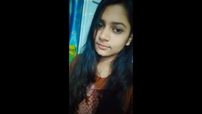 Chubby gf Showing Fingering Asshole