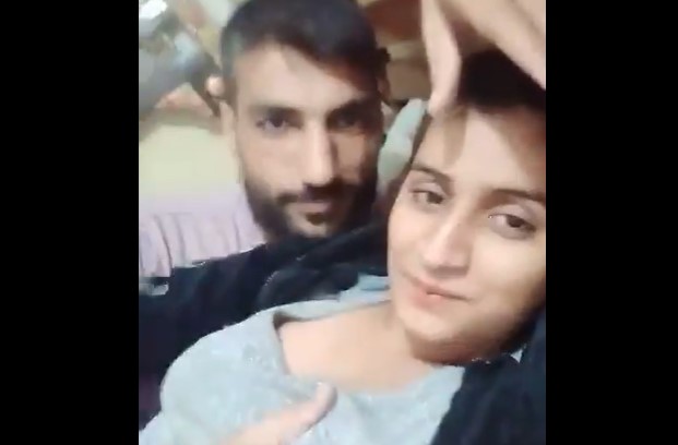 Pakistani Couple Latest Sex MMS Video Leaked Mydesi 