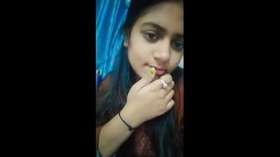 Beautiful Horny Gf Showing Her DirtyAsshole