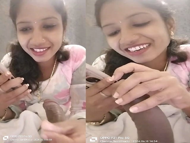 Chennai girl viral blowjob with phone talk sex video Tamil