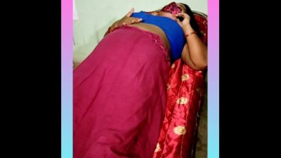 Hot Desi Bhabi Fingering Desi Bhabi Talk with Boyfriend and Fill Sexy Mind