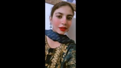 Desi cutie showing boobs while cleaning her face