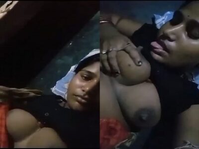 Horny bhabhi xxx Indian viral boobs and pussy play