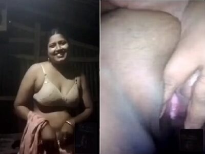 Shy village bhabhi sex pussy exposing viral MMS