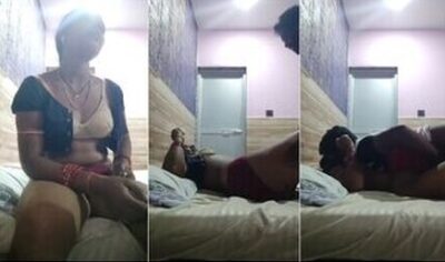 Desi Cheater Bhabhi Painful Fucking in Hotel