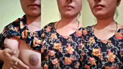 Indore Girl Boobs Show To Lover Viral MMS