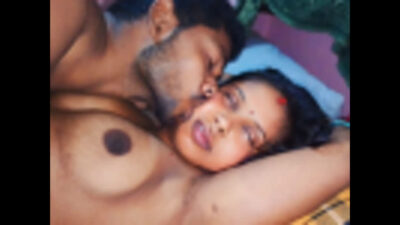 Desi madam ko raat me bohat maje se mami ki discount