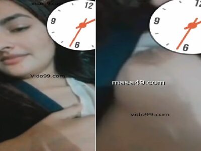 Desi maal boobs show on video call with lover