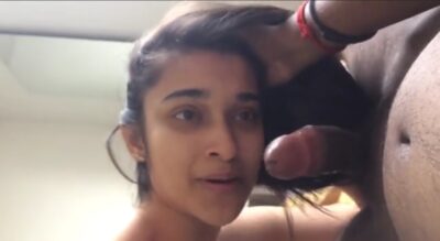 Chubby girl sucks big cock in desi sex
