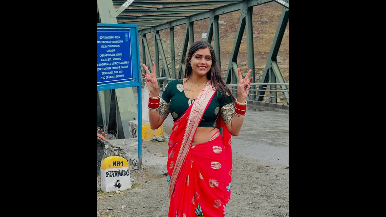 Meenu prajapati video collection – 3