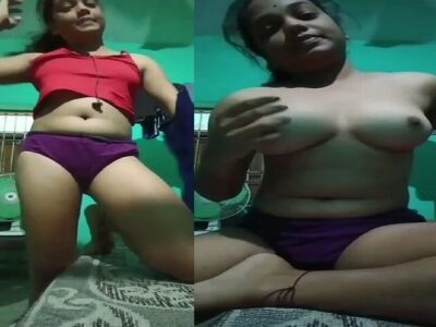 Young village boobs show maal pressing breasts