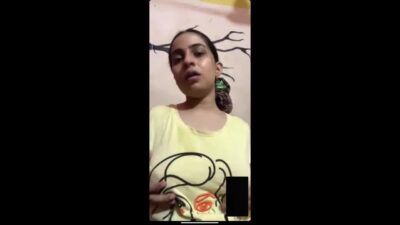Cute bhabi live show STRIPCHAT