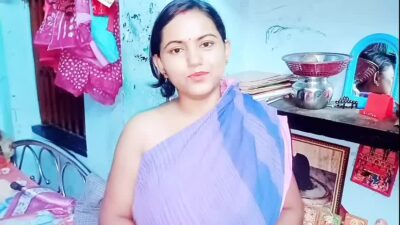 Indian village hot young desi girlfriend comes from school and gets by her boyfriend