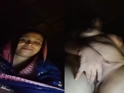 Homely village aunty sex tease nude video making