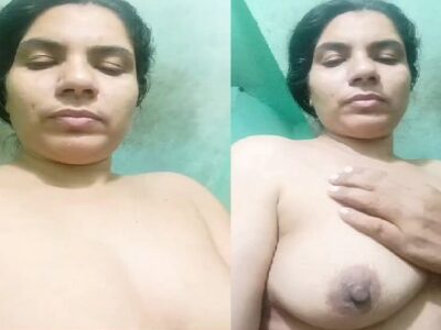 Mature bhabhi topless boobs show viral self shot
