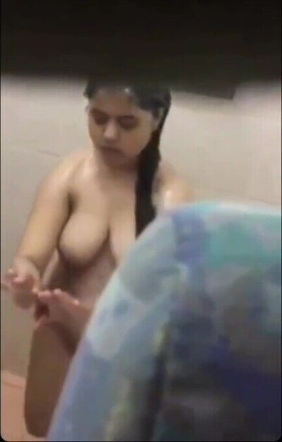 Big boobs hot girl indian sexy porn nude bathing hidden rec