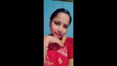 Horny Boudi Fingering