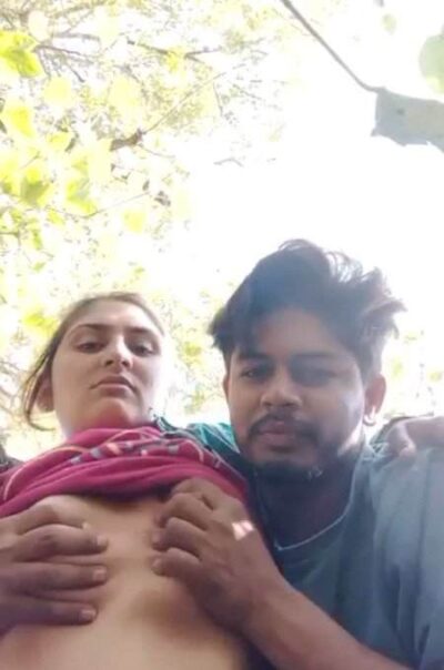 Very beautiful horny lover couple indian hot x video enjoy outdoor