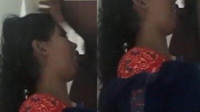 Hot girlfriend blowjob de rahi hai lover ko