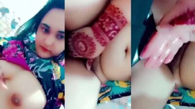 Indian girl Maahi apni boobs daba kar fingering karti hui