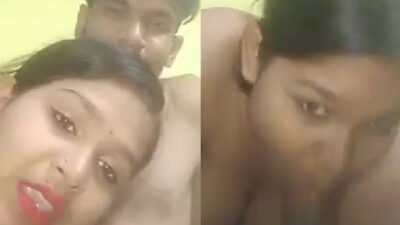 Indian wife apne husband ko blowjob deti hui