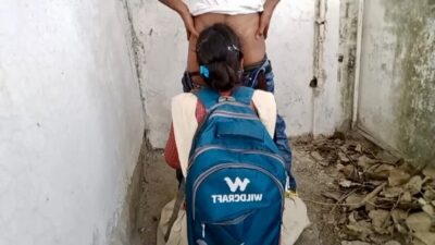 Hot young desi girl from Indian village goes to meet her boyfriend for Chudai