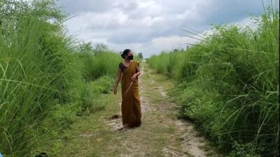 Stepbrother Took Stepsister to the Middle of the Canal and Her Very Well