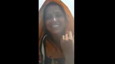 Desi Aunty Pussy Shaving in Bathroom Nude