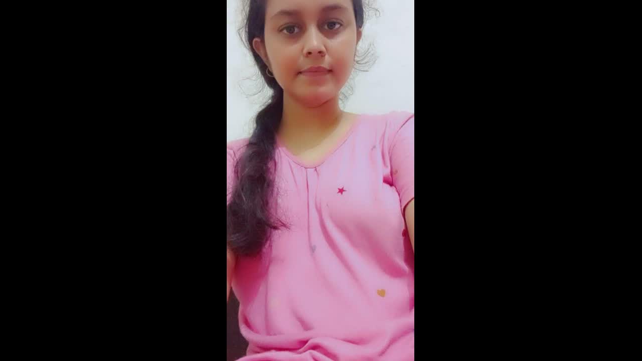 Beautiful GF Showing