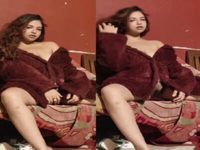 Maroon woolen overcoat viral Indian girl nude pussy
