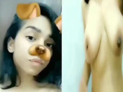 Live app cam girl showing big boobs and hot ass