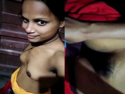 Small boobs village girlfriend viral selfie sex chat