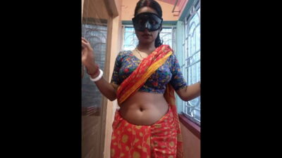 Starling Zara Saree Removing and getting naked