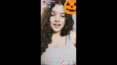 Hot boobs chamet girl