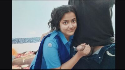 High school beautiful Girl Amyra Viral MMS – real Hindi dirty talk sex