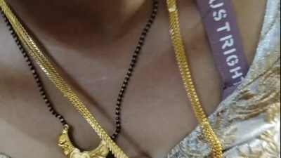 Desi bhabhi fore play, fucking sucking her step father