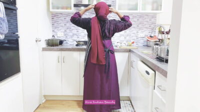 Hijabi Wife’s Big Curves & Loud Moaning Make This Romantic Encounter Wild & Passionate