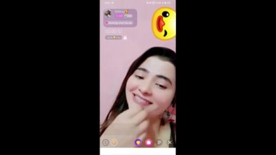 Pretty Nikkey Chamet Strip Show and masturbate