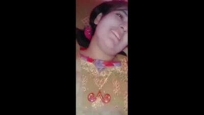 Sexy Shaved Pussy Girlfriend Fucking