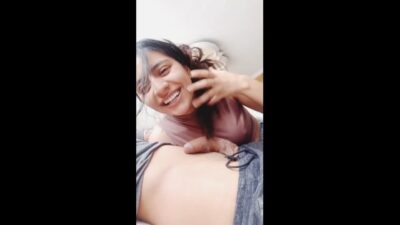 Horny Girlfriend Giving Deep Blowjob And Kissing