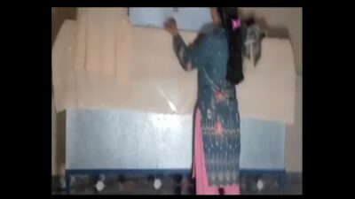 Kaamwali bhabi fucked owner