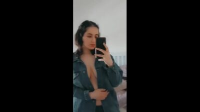 Sexy Chubby Girlfriend Showing Big Milky Melons And Riding Pillow 17 Videos