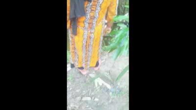 I am Rocky, I called the sister-in-law of the neighborhood and left it, my sister-in-law is very sexy, her name is Anjali