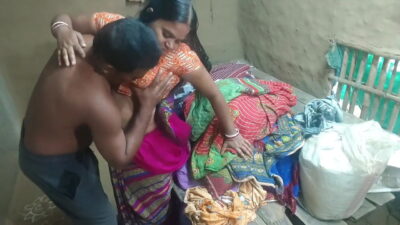 It Was Fun When My Penis Entered Sister-in-law’s Pussy. Indian Desi Girls Sax Video