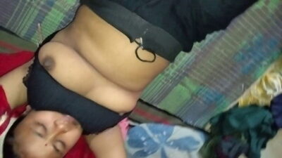 Husband wife full deshi sexy video and blow job