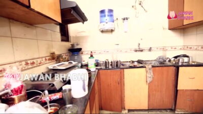 Black Rose with servent